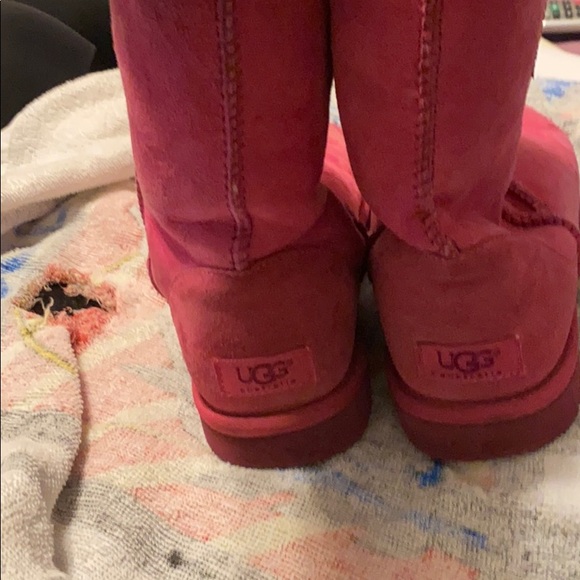 Pink UGGS - Picture 2 of 6